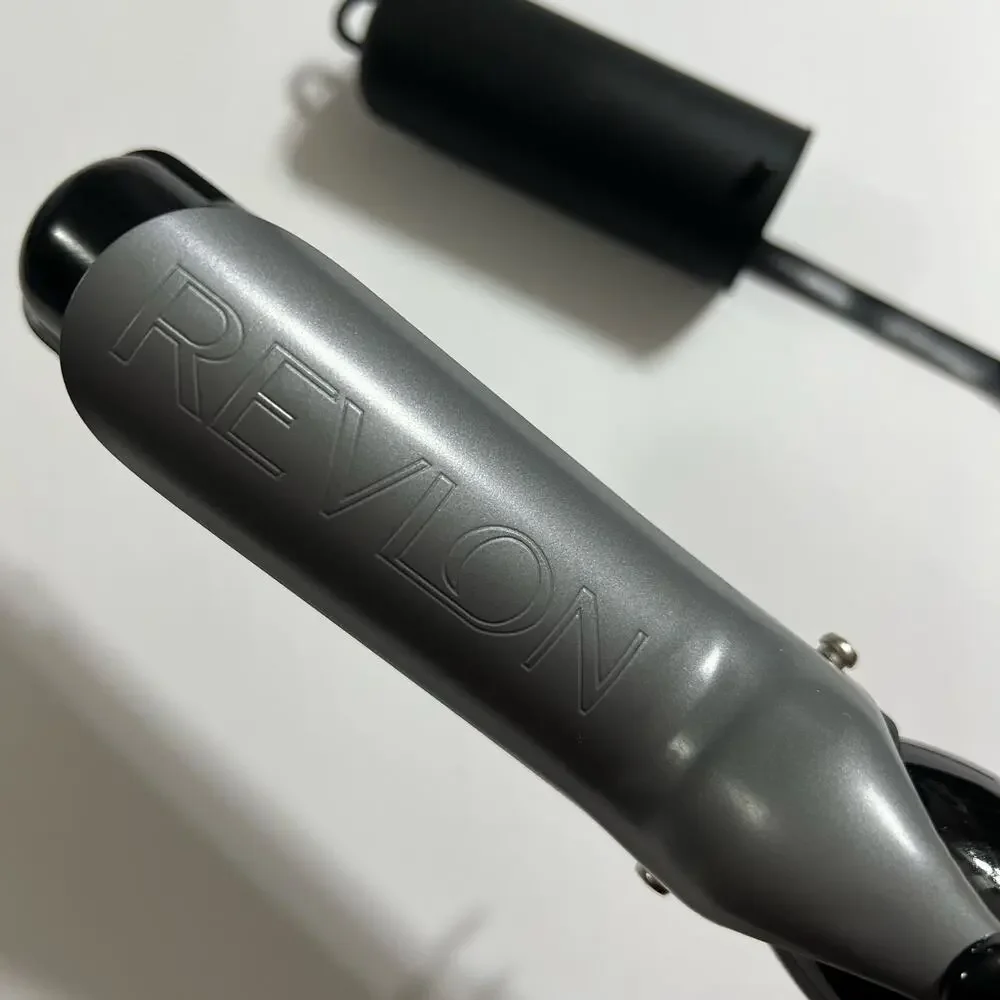 Revlon Professional Perfect Heat Styling Curling Iron Silicone Cover 1.5 Inch